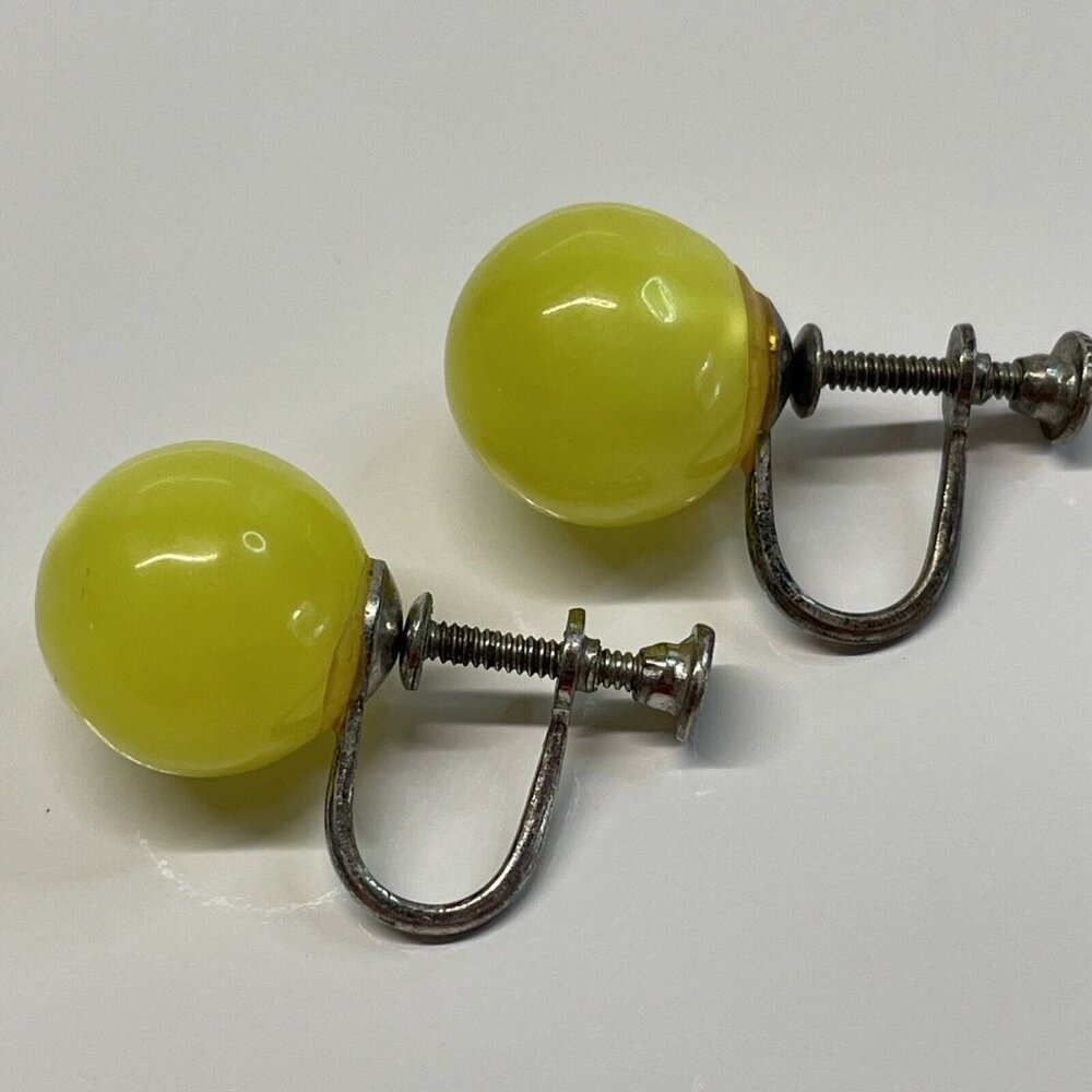 Vintage Bright Lemon Yellow Moonglow Lucite Sterling Silver Screw  Earrings A150